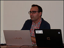 Emilio J. Gallardo durante su intervención en el encuentro que la PIE.FMC organizó en Sevilla entre los días 19 y 21 de noviembre de 2013