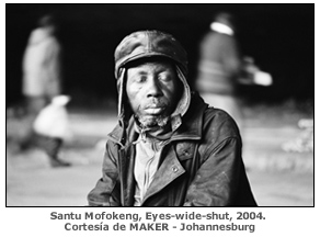  Santu Mofokeng, Eyes-wide-shut, Motouleng Cave, Clarens – Free State, 2004. Cortesía de MAKER - Johannesburg