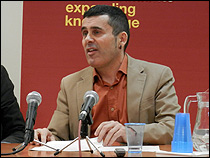 Rafael Cáceres durante su intervención en el encuentro que la PIE.FMC organizó en Sevilla entre los días 19 y 21 de noviembre de 2013