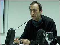 Eduardo Romero durante su intervención en 'Sobre fronteras y cuerpos desplazados: Diálogos inter-epistémicos'